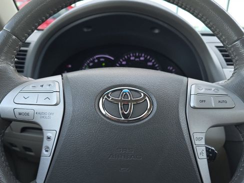 Used 2011 Toyota Camry Hybrid w/ Upgrade Pkg FWD image 21