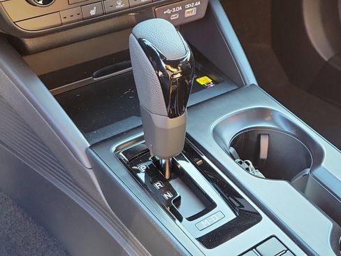 Used 2026 Subaru Outback Limited image 22