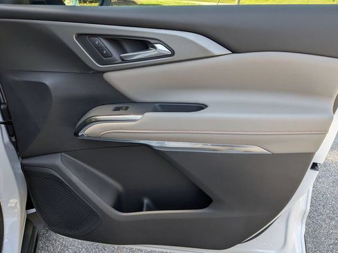 New 2027 Chevrolet Traverse LT w/ Midnight/Sport Edition FWD image 30