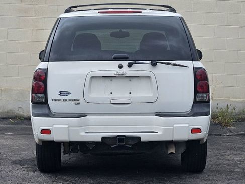 Used 2005 Chevrolet TrailBlazer LS w/ LS Preferred Equipment Group AWD/4WD image 4