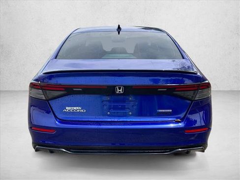 Used 2025 Honda Accord Sport image 7