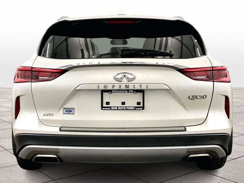 Used 2021 INFINITI QX50 Essential w/ Accent Package image 4