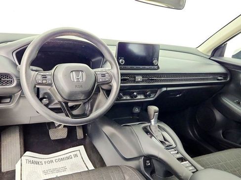 Used 2023 Honda HR-V LX image 12