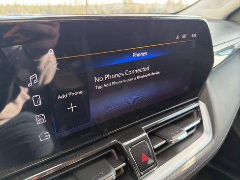 Used 2025 Chevrolet TrailBlazer LT image 39