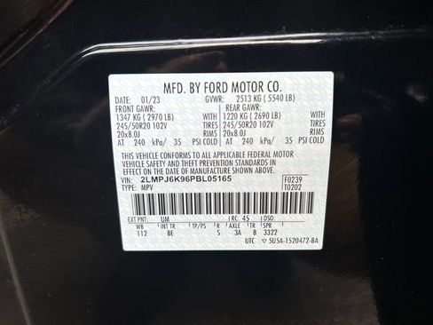 Certified 2023 Lincoln Nautilus Reserve w/ Monochromatic Package image 32