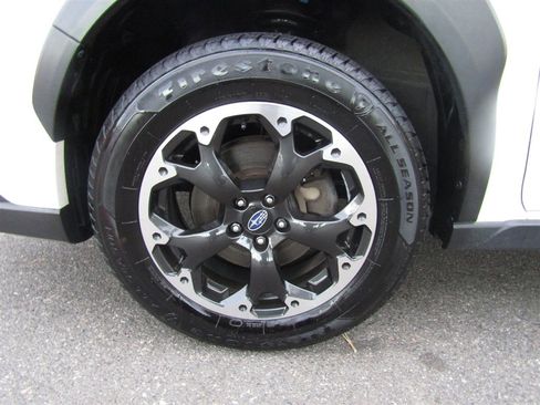 Used 2021 Subaru Crosstrek 2.0i image 14