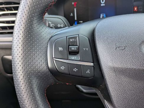 Used 2025 Ford Escape ST-Line FWD image 23