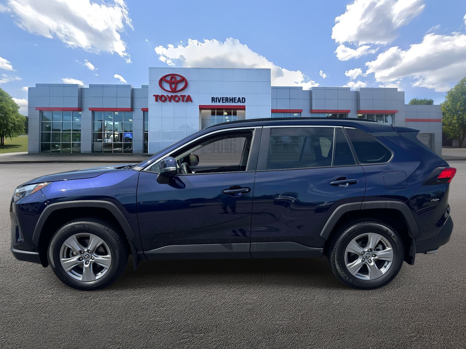 Certified 2023 Toyota RAV4 XLE w/ Convenience Package AWD/4WD image 5