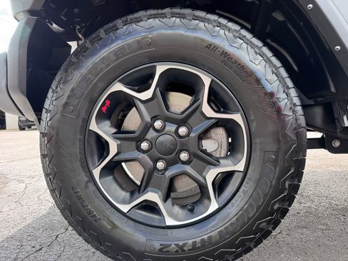 Used 2021 Jeep Wrangler Unlimited Sport image 31