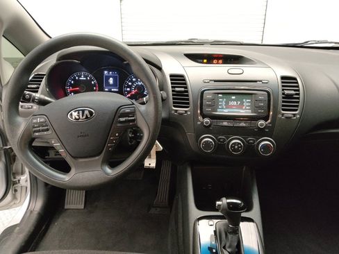 Used 2018 Kia Forte LX w/ LX Rear Camera Package image 22