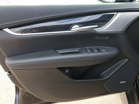 Used 2023 Cadillac XT5 Premium Luxury image 23