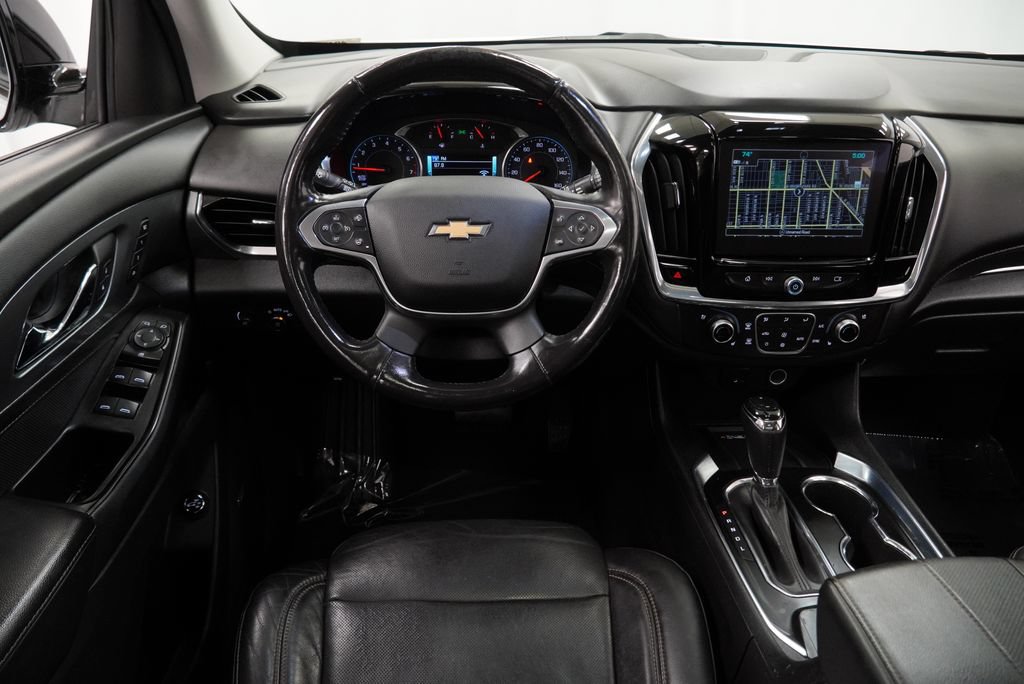 Used 2018 Chevrolet Traverse Premier w/ Redline Edition AWD/4WD image 15