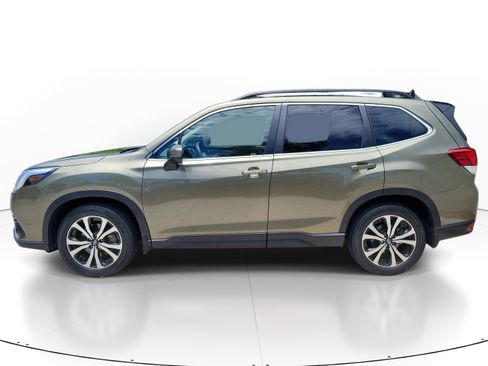 Used 2024 Subaru Forester Limited AWD/4WD image 4