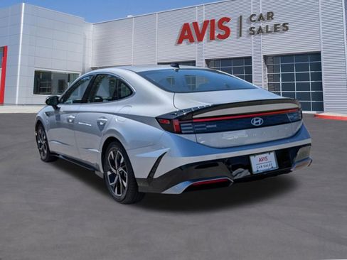 Used 2025 Hyundai Sonata SEL FWD image 9