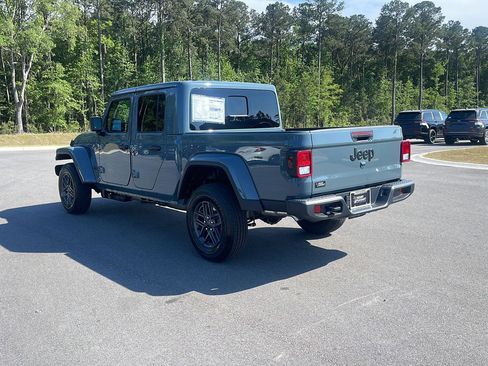 New 2026 Jeep Gladiator Sport AWD/4WD image 5