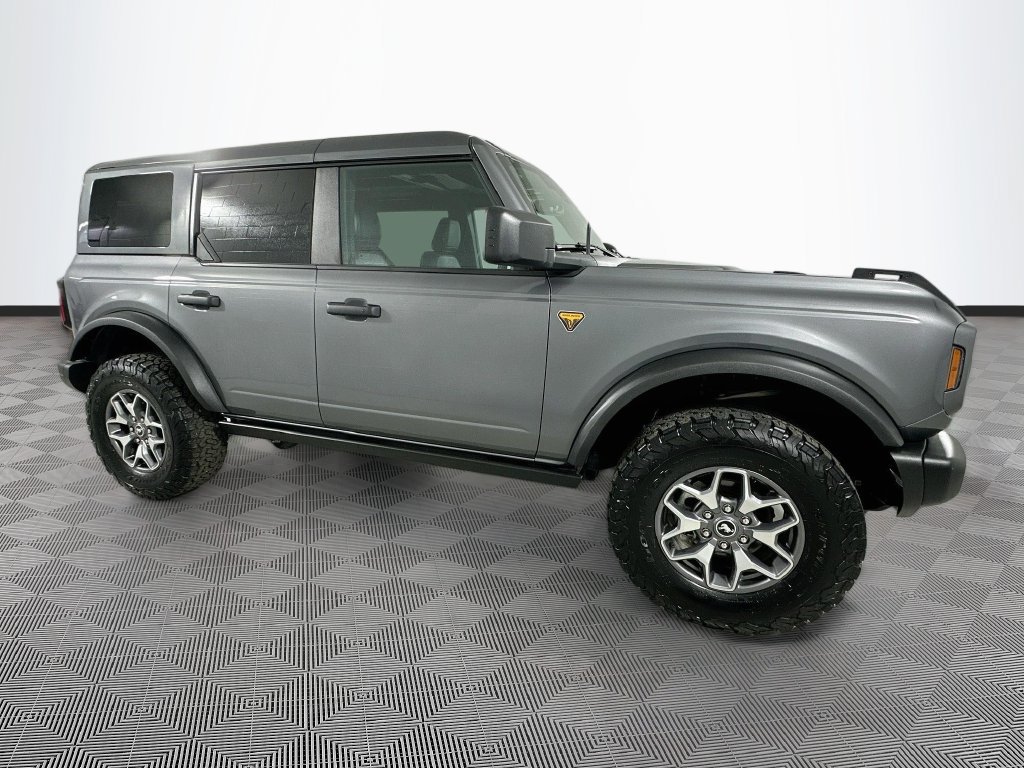 Used 2025 Ford Bronco Badlands AWD/4WD image 8