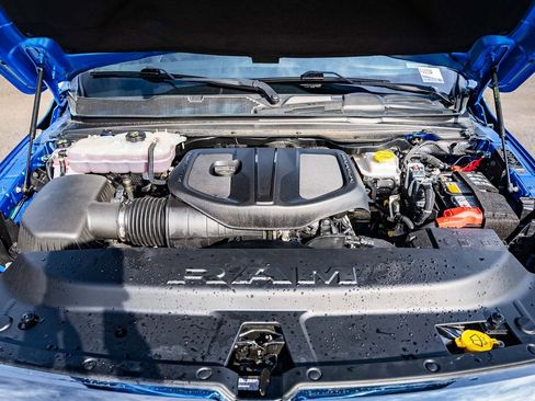 Used 2025 RAM 1500 Laramie image 21