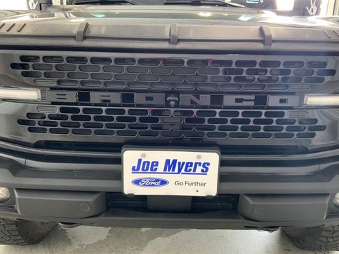 Used 2022 Ford Bronco Wildtrak image 27