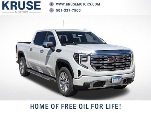Used 2024 GMC Sierra 1500 Denali w/ Technology Package AWD/4WD image 1