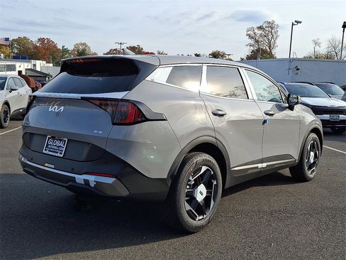 New 2026 Kia Sportage S image 4