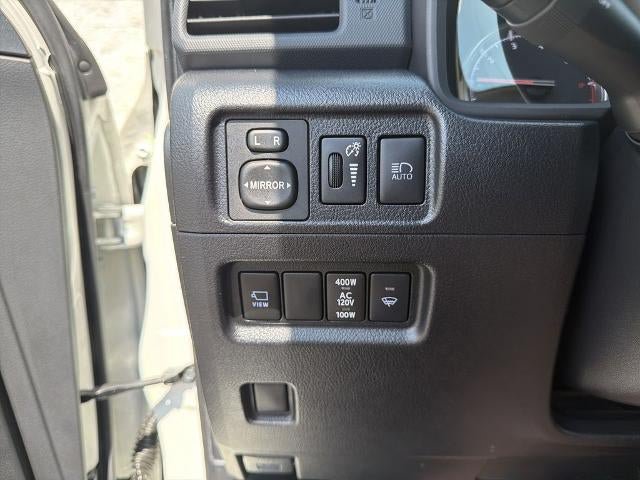 Used 2022 Toyota 4Runner Limited AWD/4WD image 33