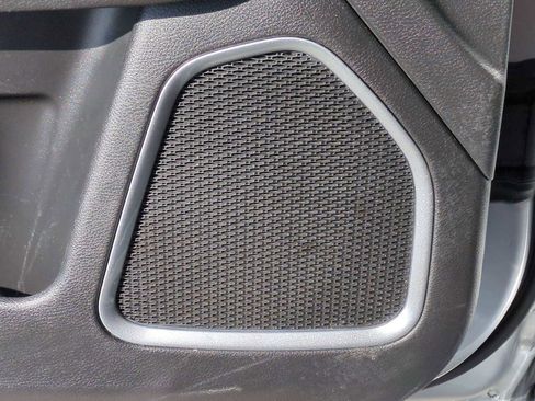 Used 2024 Jeep Compass Latitude image 23