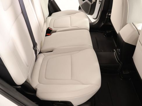 Certified 2025 Hyundai Tucson SE image 13