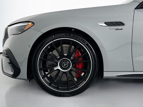 New 2026 Mercedes-Benz E 53 AMG e 4MATIC Sedan image 9