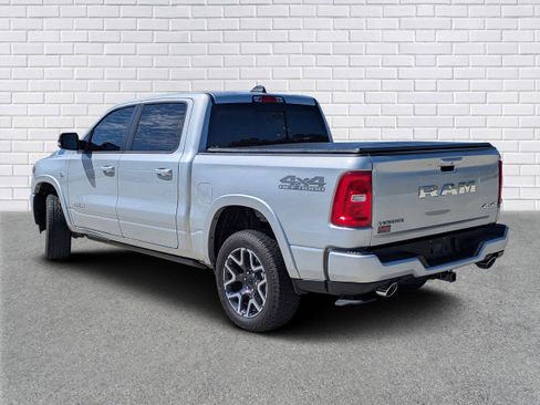 Used 2026 RAM 1500 Laramie AWD/4WD image 3
