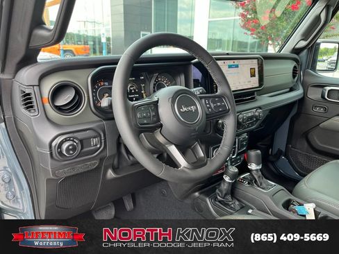 New 2026 Jeep Gladiator Mojave AWD/4WD image 6