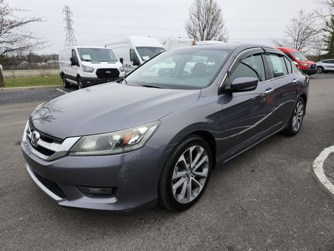 Used 2015 Honda Accord Sport image 11