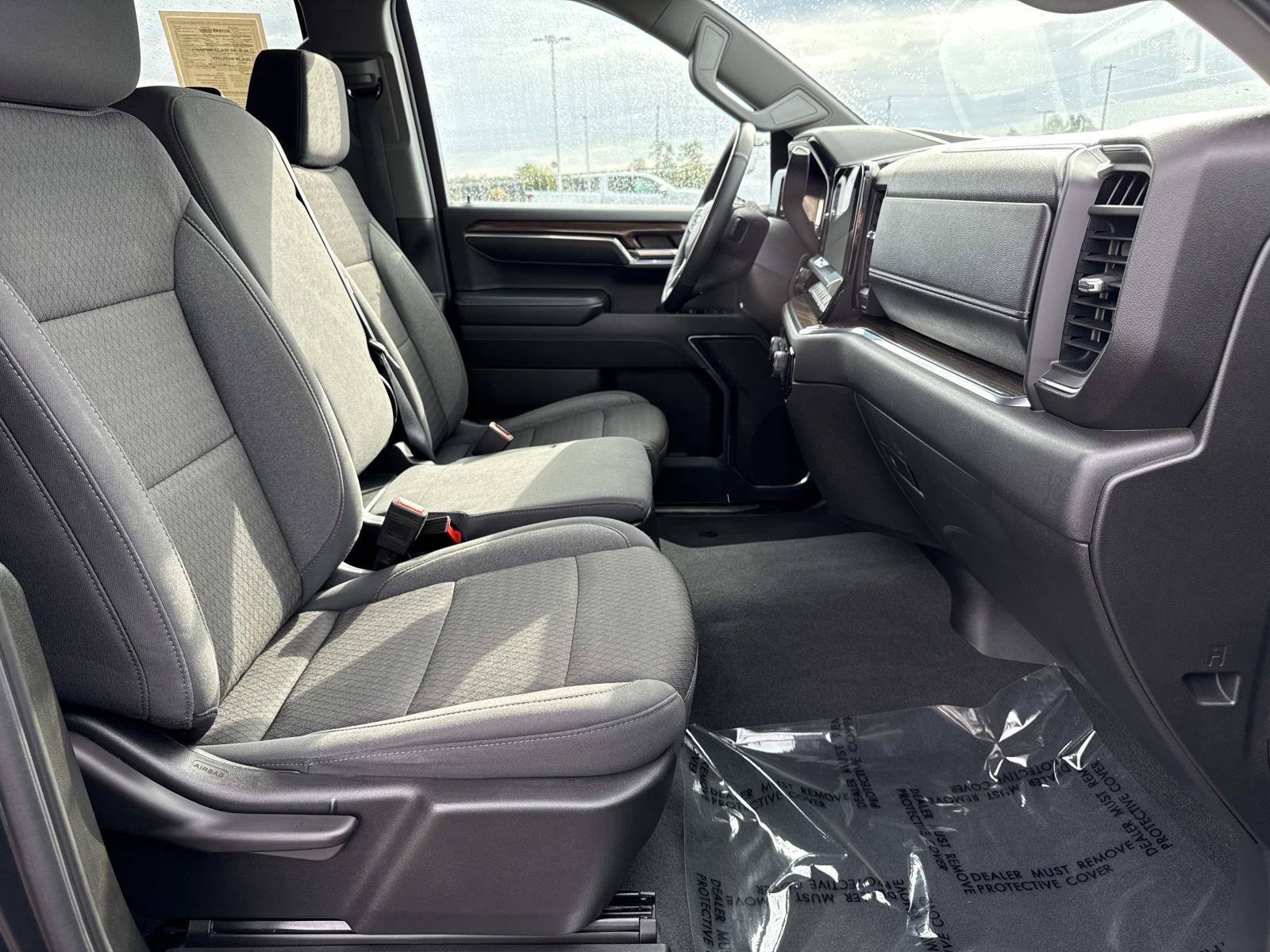 Used 2023 Chevrolet Silverado 1500 LT w/ LPO, Dark Essentials Package AWD/4WD image 18