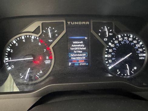 Used 2023 Toyota Tundra SR5 w/ SR5 Convenience Package AWD/4WD image 4
