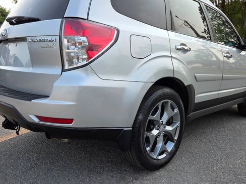 Used 2011 Subaru Forester 2.5X Touring AWD/4WD image 17