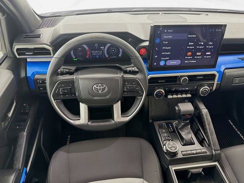 Certified 2025 Toyota Tacoma TRD Off-Road AWD/4WD image 24