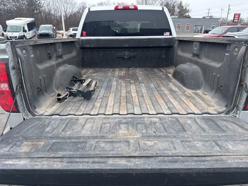 Used 2017 Chevrolet Silverado 3500 LT w/ LT Convenience Package image 9