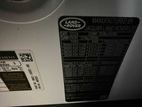 Used 2025 Land Rover Range Rover Velar S image 38