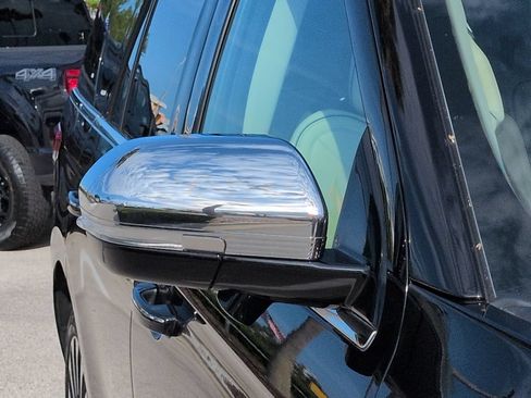 Certified 2024 Lincoln Navigator Black Label AWD/4WD image 12