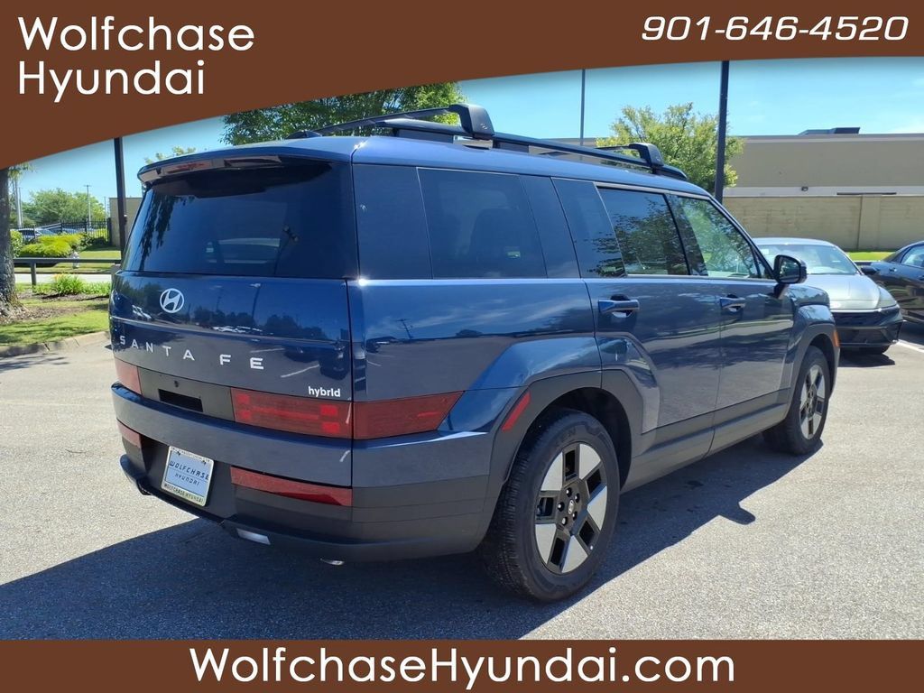 Used 2026 Hyundai Santa Fe SEL FWD image 5