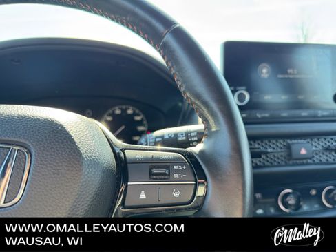 Used 2024 Honda HR-V Sport image 17