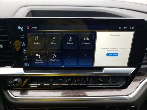 Used 2025 Chevrolet Silverado 2500 LTZ w/ LTZ Plus Package image 19