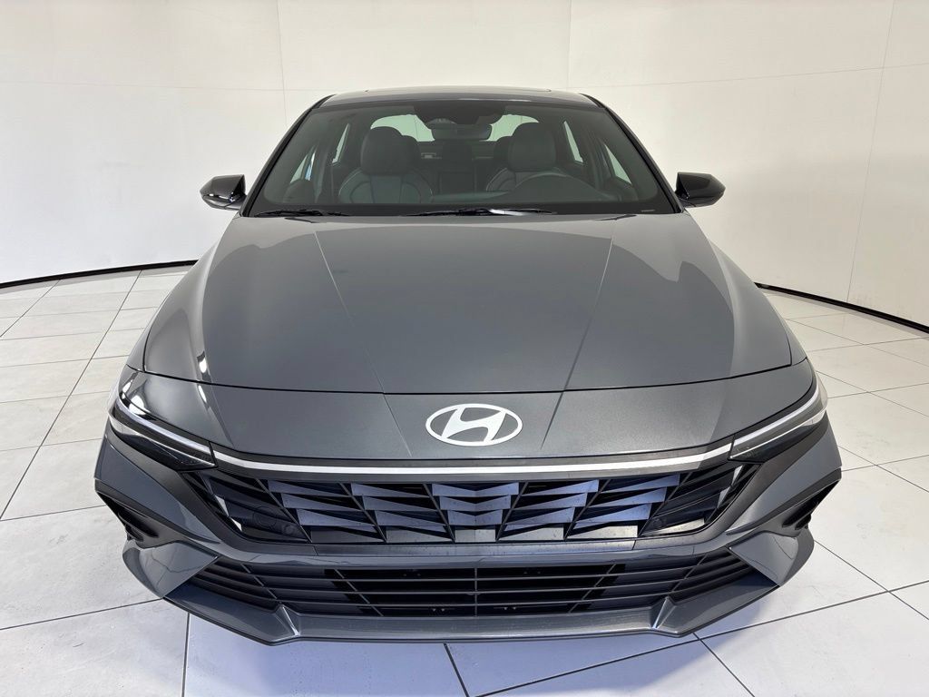 New 2026 Hyundai Elantra SEL Sport FWD image 8