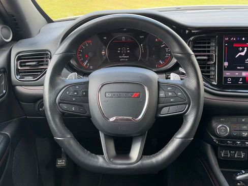 Used 2025 Dodge Durango GT RWD image 16