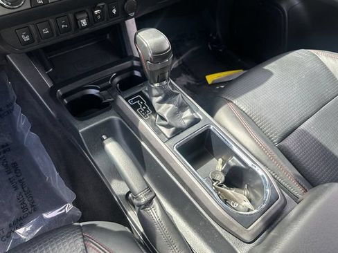Used 2019 Toyota Tacoma TRD Pro AWD/4WD image 34