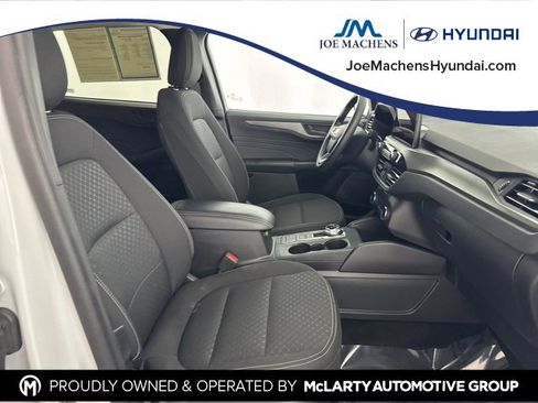Used 2025 Ford Escape Active image 24