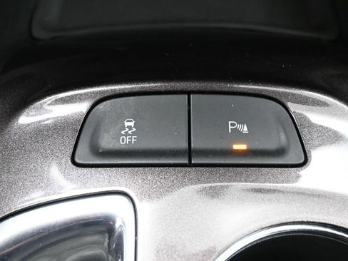 Used 2022 Chevrolet Malibu LS w/ Driver Confidence Package II image 25