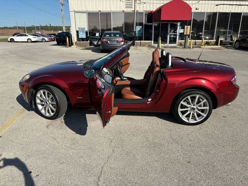 Used 2007 MAZDA MX-5 Miata Grand Touring image 15