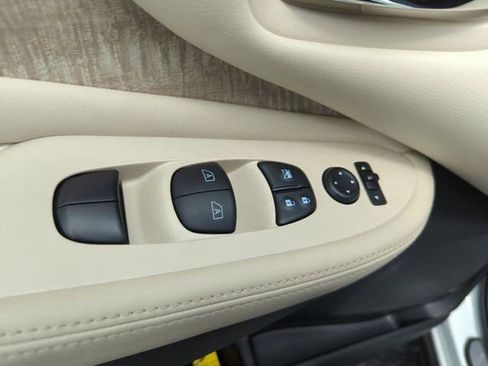 Certified 2021 Nissan Murano SV FWD image 26