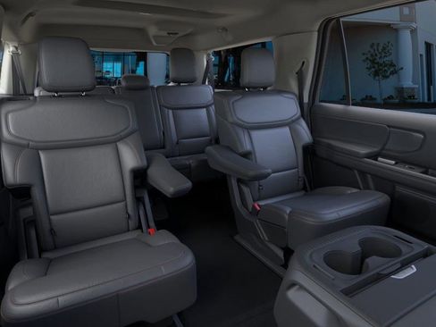 New 2026 Ford Expedition Max Active image 11