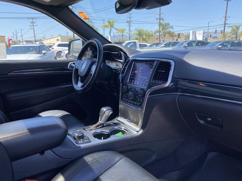 Used 2018 Jeep Grand Cherokee Trailhawk w/ Trailhawk Luxury Group AWD/4WD image 27